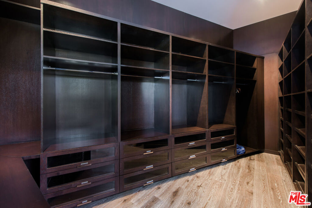 MLS #26849307 image #41