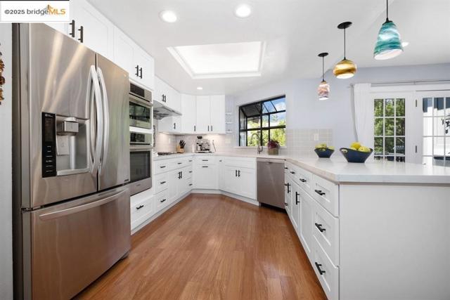1431 Huston Rd, Walnut Creek CA: https://media.crmls.org/mediaz/19ec4a09-fada-4ea9-9c60-8a4d46f39d1d.jpg