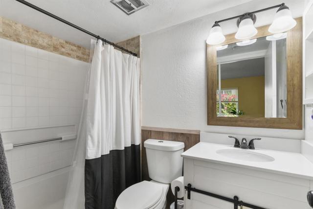 Detail Gallery Image 13 of 14 For 2610 Hillridge Ln, Spring Valley,  CA 91977 - 3 Beds | 2 Baths