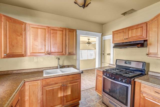 Detail Gallery Image 6 of 23 For 4312 Parks Ave, La Mesa,  CA 91941 - 2 Beds | 1 Baths