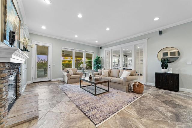 Detail Gallery Image 18 of 62 For 2216 Blossom Hill Ln, Escondido,  CA 92029 - 5 Beds | 4/1 Baths