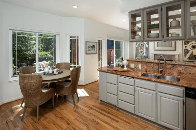 560 9th Avenue, Menlo Park CA: https://media.crmls.org/mediaz/19eec548-936c-4bbb-b583-a379fa206fc4.jpg