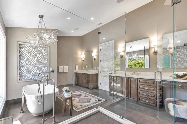 15681 Kennedy Road, Los Gatos CA: https://media.crmls.org/mediaz/19eece69-e73b-4ee3-9196-48608f4238e6.jpg