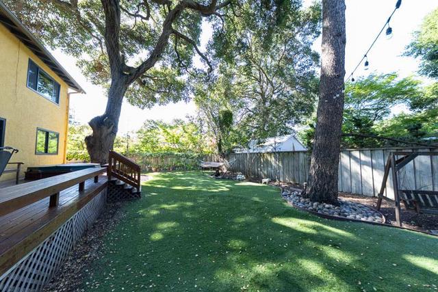 3523 Oak Drive, Menlo Park CA: https://media.crmls.org/mediaz/19eef788-981f-4452-bb1a-5ce317e0203c.jpg