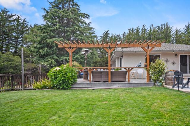 25750 Rio Vista Drive, Carmel CA: https://media.crmls.org/mediaz/19ef1d44-5662-4267-b45b-5eec771e3903.jpg