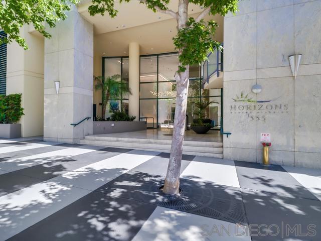 555 Front St - photo 4
