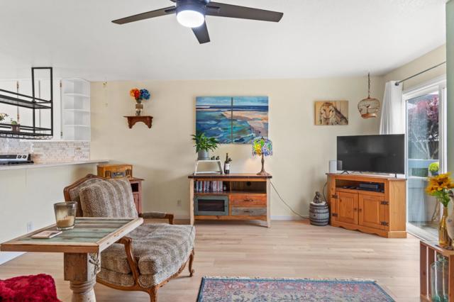 3095 Marina Drive, Marina CA: https://media.crmls.org/mediaz/19efc068-45e9-4513-9c6c-8b49ceddf2c3.jpg