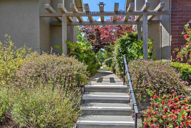 105 Milmar Way, Los Gatos CA: https://media.crmls.org/mediaz/19f02eaa-17d5-4943-ae4f-144b20a9d951.jpg