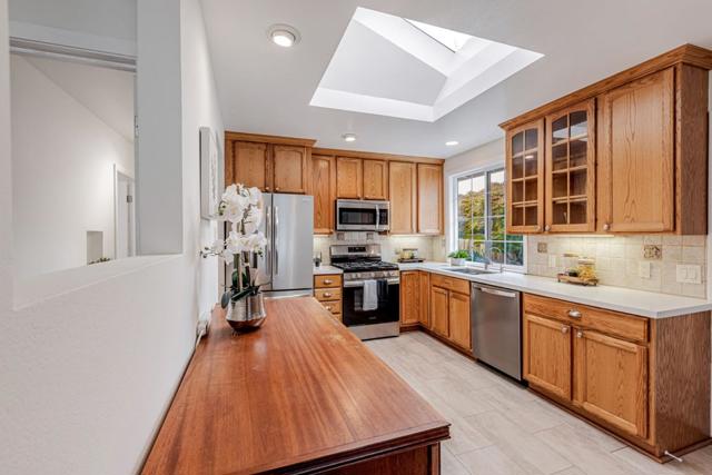 342 Altamont Drive, South San Francisco CA: https://media.crmls.org/mediaz/19f04265-2439-4179-8e2b-fec8146681ed.jpg