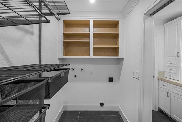 2014 La Terrace Circle, San Jose CA: https://media.crmls.org/mediaz/19f10346-0d4a-499b-8a7e-435a26fee469.jpg