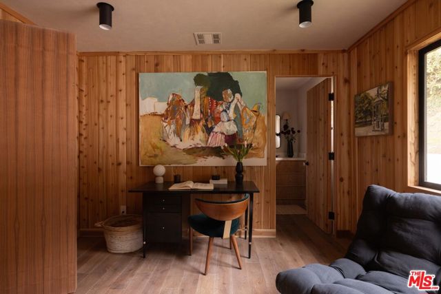 3546 Weslin Avenue, Sherman Oaks CA: https://media.crmls.org/mediaz/19f17c35-a662-45e8-b3aa-8cde252a8559.jpg