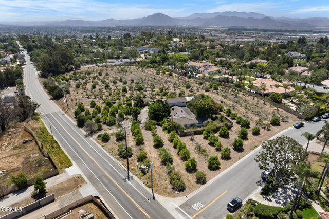 230 Crestview Avenue, Camarillo CA: https://media.crmls.org/mediaz/19f19487-c7a3-4552-b8b1-b5890f062826.jpg