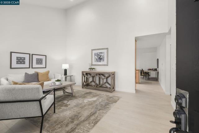 4513 Birch Bark Rd, Concord CA: https://media.crmls.org/mediaz/19f2a32c-56f4-4e98-9ff0-44b9e1eede40.jpg