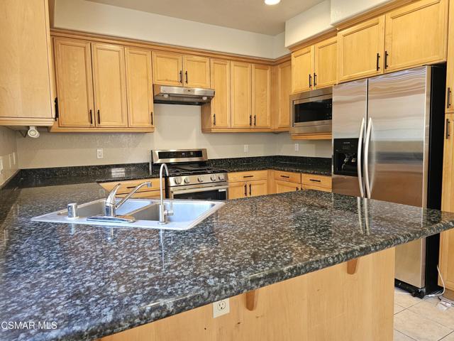 5616 Etiwanda Avenue, Tarzana CA: https://media.crmls.org/mediaz/19f31689-194c-44a7-b1c7-28c51c00a19d.jpg