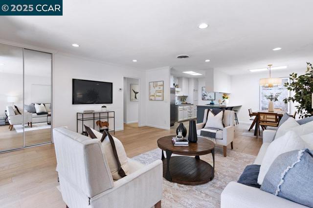 1932 Ptarmigan Dr, Walnut Creek CA: https://media.crmls.org/mediaz/19f399cd-c167-476a-82a2-001b731b1702.jpg