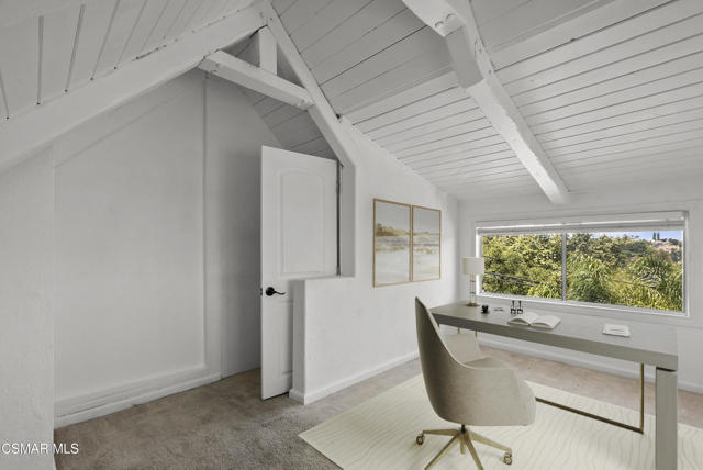215 Pepper Road, Newbury Park CA: https://media.crmls.org/mediaz/19f3ed9d-26b6-473a-921d-7f2708b94c65.jpg