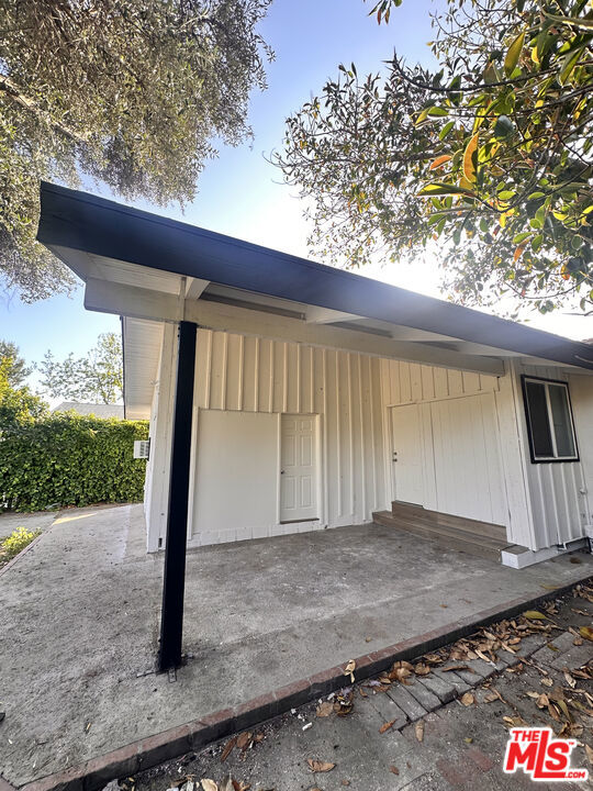 14682 Cobalt Street, Sylmar CA: https://media.crmls.org/mediaz/19f3fe23-97f2-4b07-83ad-71916d00c3c1.jpg