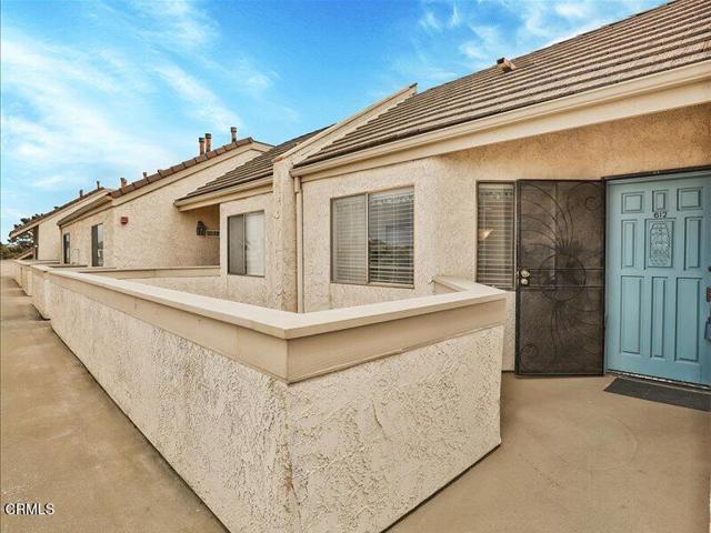612 Island View Circle, Port Hueneme CA: https://media.crmls.org/mediaz/19f48ba4-9ff4-4e06-b90c-ec14b86e4dec.jpg