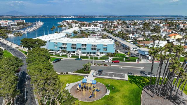 Detail Gallery Image 34 of 41 For 5 Montego, Coronado,  CA 92118 - 2 Beds | 2 Baths