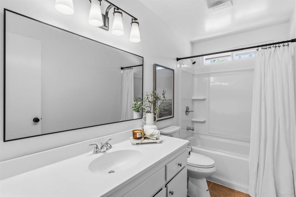 818 Crest Drive - photo 9