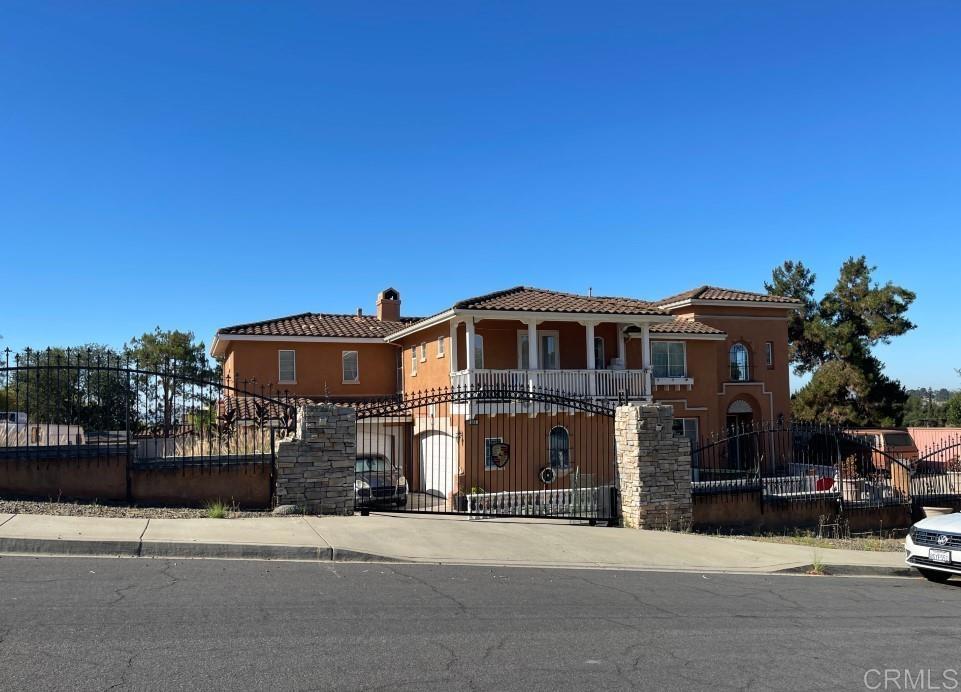 303 Amparo Drive - photo 4
