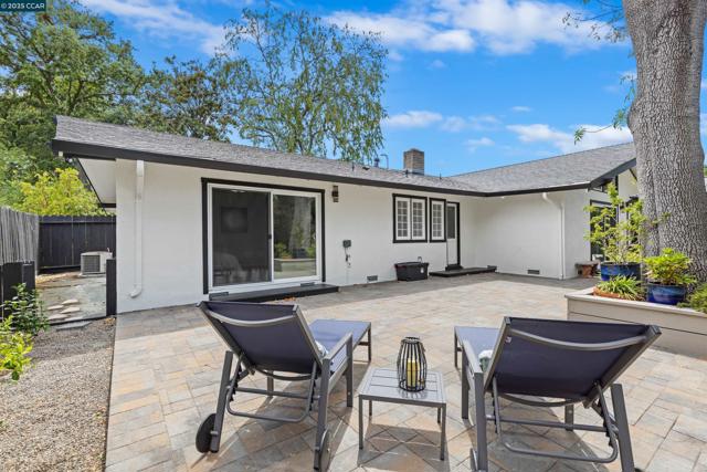 1838 Sunnyvale Ave, Walnut Creek CA: https://media.crmls.org/mediaz/19f75b01-15ce-4280-95fa-6102ceae4618.jpg