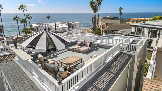 249 Playa Del Norte, La Jolla CA: https://media.crmls.org/mediaz/19f83194-de38-4a5b-85b3-854183ef6c62.jpg