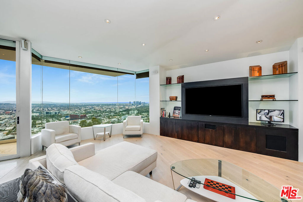 MLS #25525339 image #9