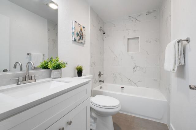 433 W Rincon Avenue, Campbell CA: https://media.crmls.org/mediaz/19fa84e7-0cb0-4ec7-9a3e-6c1e474aeb4a.jpg