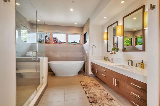 616 Bayview Drive, Aptos CA: https://media.crmls.org/mediaz/19fad60d-9a54-44b1-aea2-2e5b4d58602a.jpg