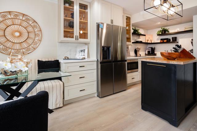 Detail Gallery Image 7 of 41 For 24055 Paseo Del Lago #155,  Laguna Woods,  CA 92637 - 2 Beds | 2 Baths