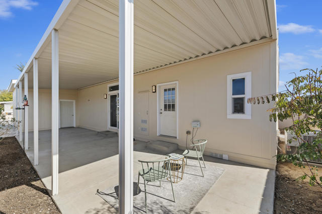73363 Desert Greens Dr N, Palm Desert CA: https://media.crmls.org/mediaz/19fc7b93-26d3-48f9-8e80-d20f65a8e74a.jpg