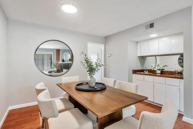 856 Erickson Lane, Foster City CA: https://media.crmls.org/mediaz/19fda623-f693-47cb-8eda-11deb492f736.jpg