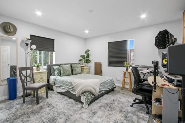 Detail Gallery Image 23 of 27 For 4903 Deeboyar Avenue, Lakewood,  CA 90712 - 5 Beds | 4 Baths
