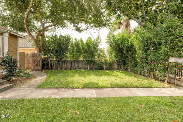 Detail Gallery Image 20 of 25 For 900 N El Molino Ave, Pasadena,  CA 91106 - 3 Beds | 1 Baths