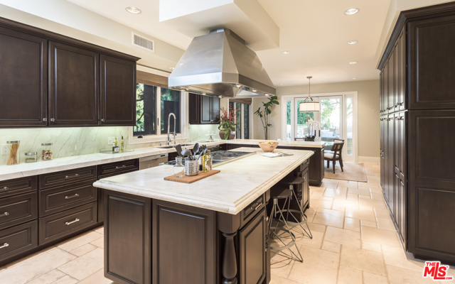 12000 CREST Court