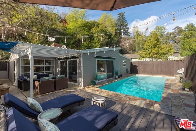 3525 LAURELVALE Drive