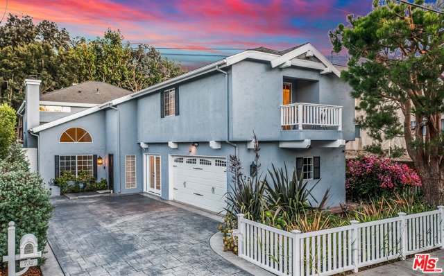732 Raymond Avenue Santa Monica, California Located in the heart of Santa Monica West of Lincoln stands this outstanding 3,660sqft remodeled home. Perfect for entertaining, the bright and open floor plan is highlighted by high ceilings throughout. A stunning chefs kitchen fit with Carrara marble counter tops and top of the line stainless steel appliances flows into the large living room and dining room fit with a fireplace and into the private backyard. All 4 bedrooms are located upstairs, one being 600sqft that can be utilized as a bonus room. An incredibly spacious master bedroom with vaulted high ceilings that accentuate the beautiful crystal chandelier. A spa-like master bath contains Carrara marble throughout and a romantic oversized soaking tub that sits underneath a raindrop chandelier. An attached office perfect for working from home and a finished 2-car garage round out this truly fantastic home.