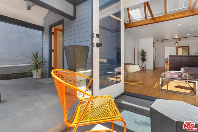 221 Windward Avenue, Venice, California 90291, 4 Bedrooms Bedrooms, ,4 BathroomsBathrooms,For Sale,Windward,20617226