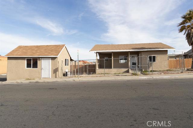 115 S 2nd Avenue, Barstow, CA 92311