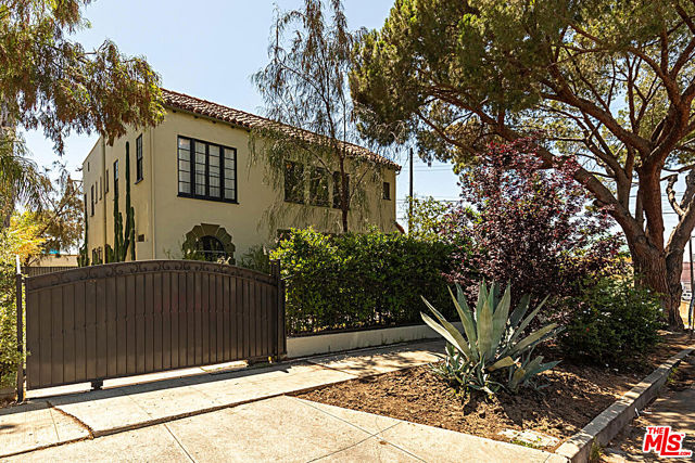 Image 3 for 1334 S Highland Ave, Los Angeles, CA 90019