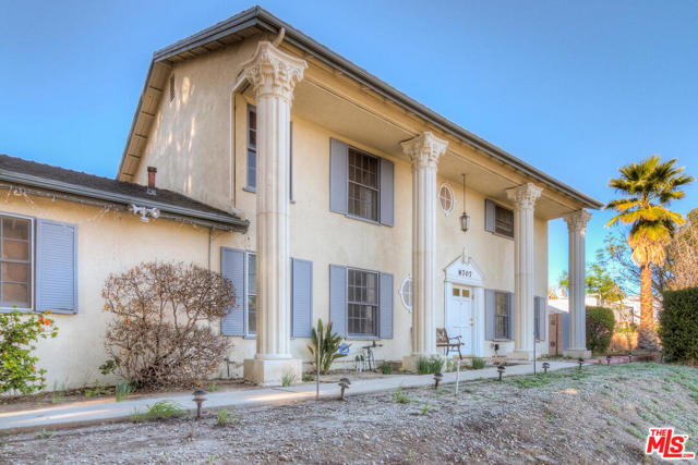Photo of 8707 Topanga Canyon Boulevard, West Hills, CA 91304