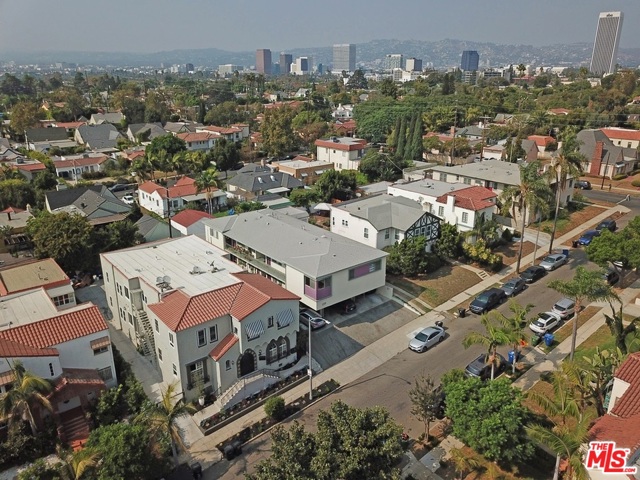 1325 Masselin #2, Los Angeles, CA 90019