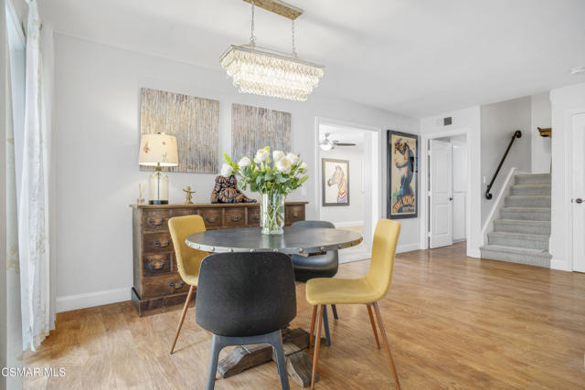 30836 Overfall Drive, Westlake Village CA: https://media.crmls.org/mediaz/1a005674-53b3-4385-9b67-9dce5385e325.jpg