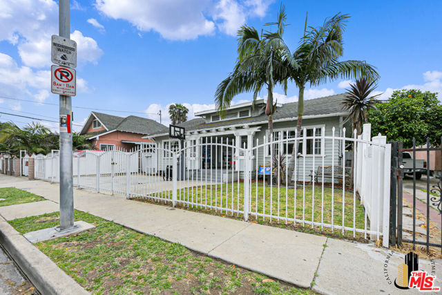 Image 2 for 530 W 49Th Pl, Los Angeles, CA 90037