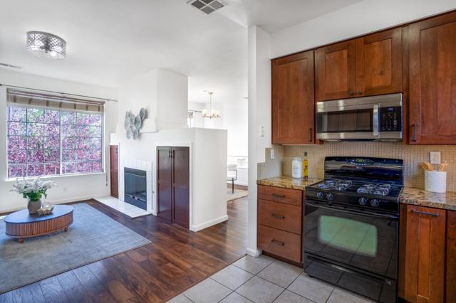 388 Montecito Way, Milpitas CA: https://media.crmls.org/mediaz/1a019992-34c2-4622-a443-76a60e535ce1.jpg