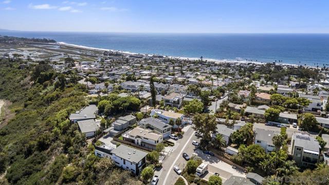 451 Norfolk Drive, Cardiff by the Sea, California 92007, 4 Bedrooms Bedrooms, ,3 BathroomsBathrooms,Single Family Residence,For Sale,Norfolk Drive,240021771SD