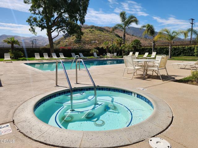 Detail Gallery Image 29 of 31 For 207 Camino Leon, Camarillo,  CA 93012 - 3 Beds | 2 Baths