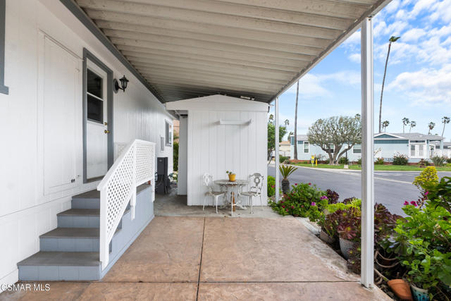 1215 Anchors Way Drive, Ventura CA: https://media.crmls.org/mediaz/1a04650a-4eee-48fd-925b-79c5c6dc1256.jpg