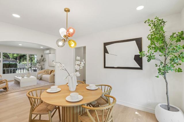 453 N Rengstorff Avenue, Mountain View CA: https://media.crmls.org/mediaz/1a04e9a1-cb14-43bf-8970-9653453f319f.jpg
